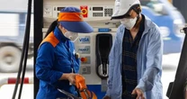 Giá xăng hôm nay có thể tiếp tục giảm hơn 500 đồng/lít