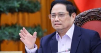 Thủ tướng yêu cầu các ngân hàng bảo đảm hệ thống thanh toán và tiền mặt, đáp ứng yêu cầu tặng phần quà 100.000 đồng cho người dân kịp thời
