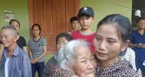 Vụ "gà lôi trắng": Anh Thái Khắc Thành xúc động trở về nhà trùng phùng vợ con, người thân
