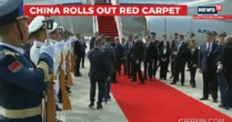 Cái bắt tay 2s của ông Putin làm xôn xao sự kiện có 20 lãnh đạo thế giới: Tổng thống một nước "đứng hình"