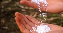 Nới lệnh cấm xuất khẩu, Trung Quốc tung ra thế giới hơn nửa triệu tấn mặt hàng chiến lược, xuất khẩu tăng 600%