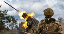 Ukraine đề xuất ngừng bắn trên bộ, trên biển, trên không với Nga