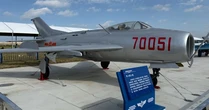 Trung Quốc ra mắt UAV chuyển đổi từ tiêm kích J-6, J-7 và J-8