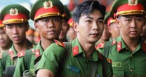 566 chiến sĩ miền Nam hành quân ra Bắc tập luyện diễu binh Quốc khánh 2/9