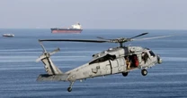 Iran đe dọa đóng cửa Eo biển Hormuz: Nguy cơ làm “chao đảo” những nền kinh tế lớn nhất thế giới, tạo sức ép lạm phát cho hàng tỉ người