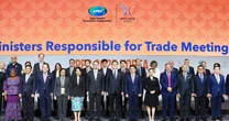 Hàn Quốc 'thay đổi thái độ', mời Nga dự APEC 2025
