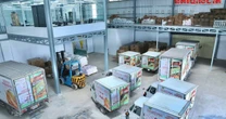 Đột kích một nhà máy, công an triệt phá đường dây sản xuất bột ngọt giả nhập lậu từ Trung Quốc, tịch thu hơn 30 tấn sản phẩm chuẩn bị phân phối