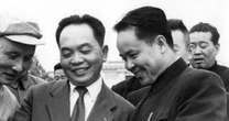 Ảnh quý: Trưởng đoàn cố vấn Trung Quốc Vi Quốc Thanh với Điện Biên Phủ