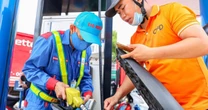 Gần 10.000 lít xăng E10 được tiêu thụ sau ngày đầu tiên bán ở Hà Nội, Hải Phòng