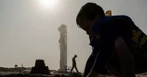 NASA nguy cơ sa lầy trong cuộc đua với Trung Quốc lên Mặt trăng