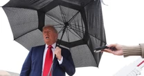 Tổng thống Donald Trump cảnh báo nóng Nga về "vũ khí đáng kinh ngạc"