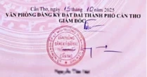 Giám đốc Văn phòng Đăng ký đất đai Cần Thơ không biết giải thích sao vì chữ ký xưa giờ vậy