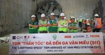 Hà Nội: TBM số 1 có tên "Thần tốc" tiến vào ga Văn Miếu, đích đến của dự án hơn 34.000 tỷ đồng đã rất gần