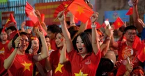Tặng 100.000 đồng/người cho toàn dân ăn Tết Độc lập
