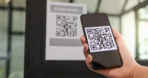 Dấu hiệu bạn đang quét phải QR độc hại khi chuyển khoản, tải tài liệu, nguy cơ bị chiếm đoạt tài sản
