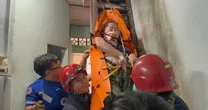 Người phụ nữ nặng hơn 100 kg vừa được cảnh sát TP HCM giúp đỡ