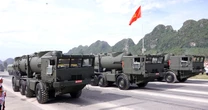 Tên lửa bờ Redut-M của QĐND Việt Nam xuất hiện trong lễ diễu binh 2/9 có gì đặc biệt?
