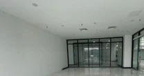 Shophouse chân đế chung cư ế ẩm, nhiều chủ ồ ạt rao bán