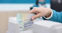 Chuyện lạ trên thị trường tiền tệ Việt Nam: Điều gì đang diễn ra?