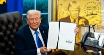 Giới công nghệ hỗn loạn sau sắc lệnh H-1B: Một chữ ký của Tổng thống Donald Trump làm rung chuyển Thung lũng Silicon
