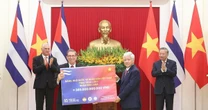 Việt Nam tặng Cuba “món quà” gần 400 tỷ đồng: Chủ tịch Cuba bày tỏ xúc động!