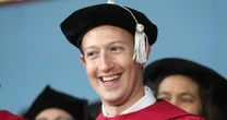 Mark Zuckerberg: Đại học đang không đào tạo kỹ năng cần thiết cho sinh viên để ‘ra đời’ làm việc