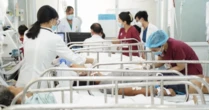 Cô gái ở TP HCM hốt hoảng khi phát hiện bàn tay người ven đường