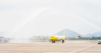 Từng được ví như "con chim chả còn cọng lông nào", hãng hàng không Việt vừa sở hữu tàu bay đầu tiên