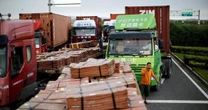 Mua một nguyên liệu từ Nga, lô hàng trị giá 20 triệu USD của Trung Quốc mất tích bí ẩn