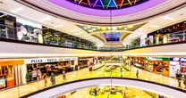 Nam thanh niên tử vong nghi rơi từ tầng cao Vạn Hạnh Mall ở TP.HCM