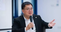 Ông Hoàng Nam Tiến: “Không nhất thiết phải làm gà thì mới biết nước sôi là nóng”