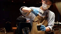Được mệnh danh là xứ sở của trà, quốc gia này bất ngờ soán ngôi Mỹ trở thành thị trường chuỗi cà phê lớn nhất thế giới