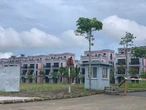 Hà Nội: Nghịch lý thị trường ảm đảm, người mua mong giá hạ, chủ đầu tư vẫn tăng giá biệt thự liên tục