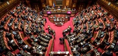 Il Senato dice sì al voto a 18enni, adesso serve il referendum confermativo