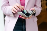 Yes, you can hold more than 1 of the same business credit card. Here’s why you might want to