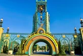 How to use points and miles to save money at Universal theme parks