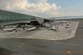 Spirit Airlines, Port Authority at odds over LaGuardia flight sale