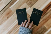 XRP, DOGE, SOL See Friday Pullback as $2.2B Flow to Bitcoin ETFs This Week