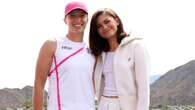 Zendaya a Indian Wells con Iga Swiatek lancia la tendenza dei completi da tennis