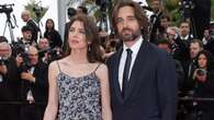 Charlotte Casiraghi torna a Cannes 2023: farfalle e trasparenze per il red carpet col marito Dimitri