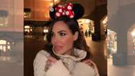 Ilary Blasi in versione Minnie, festeggia l’uscita del libro a Disneyland Paris con le figlie