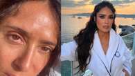 Salma Hayek, primo piano senza trucco né filtri per normalizzare rughe e capelli bianchi