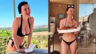 Arisa in vacanza punta sul nero: questa estate è all’insegna dei bikini total black