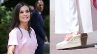 Letizia di Spagna rilancia le espadrillas: come indossare le scarpe di tendenza dell’estate 2023