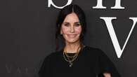 Courteney Cox pentita di aver ceduto al filler: “C’è troppa pressione per rimanere giovani”