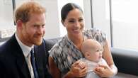 Harry e Meghan cambiano cognome ai figli Archie e Lilibet: come si chiamano adesso