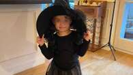 Luna Marì al party di Halloween: la figlia di Belén è una streghetta col cappello a punta