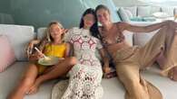 Bianca Balti con le figlie Matilde e Mia: vacanze di famiglia tra bikini leopardati e abiti crochet