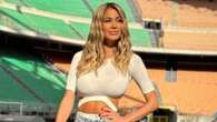 Diletta Leotta dopo il parto, il ritorno sul campo di calcio è in tacchi a spillo