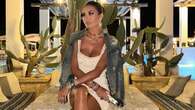 Elisabetta Gregoraci in minidress all’uncinetto e tacchi a spillo: il look estivo vale 4mila euro